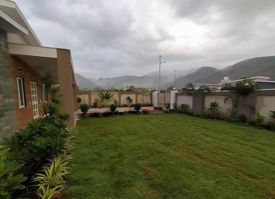 Nine Hill Villa - 2Bhk Private Villa With Pool 烏代浦 外观 照片