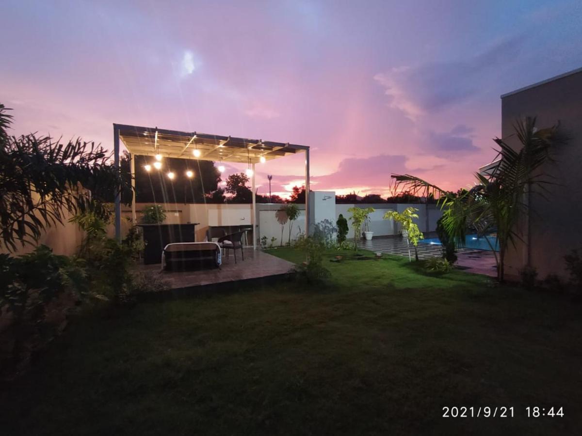 Nine Hill Villa - 2Bhk Private Villa With Pool 烏代浦 外观 照片